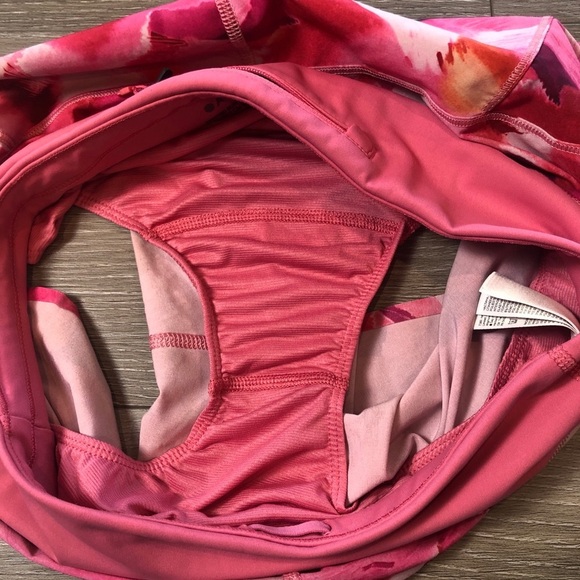 Athleta Pink Printed Run With It 3.5” Athletic Running Shorts Womens Size XS - Picture 11 of 15